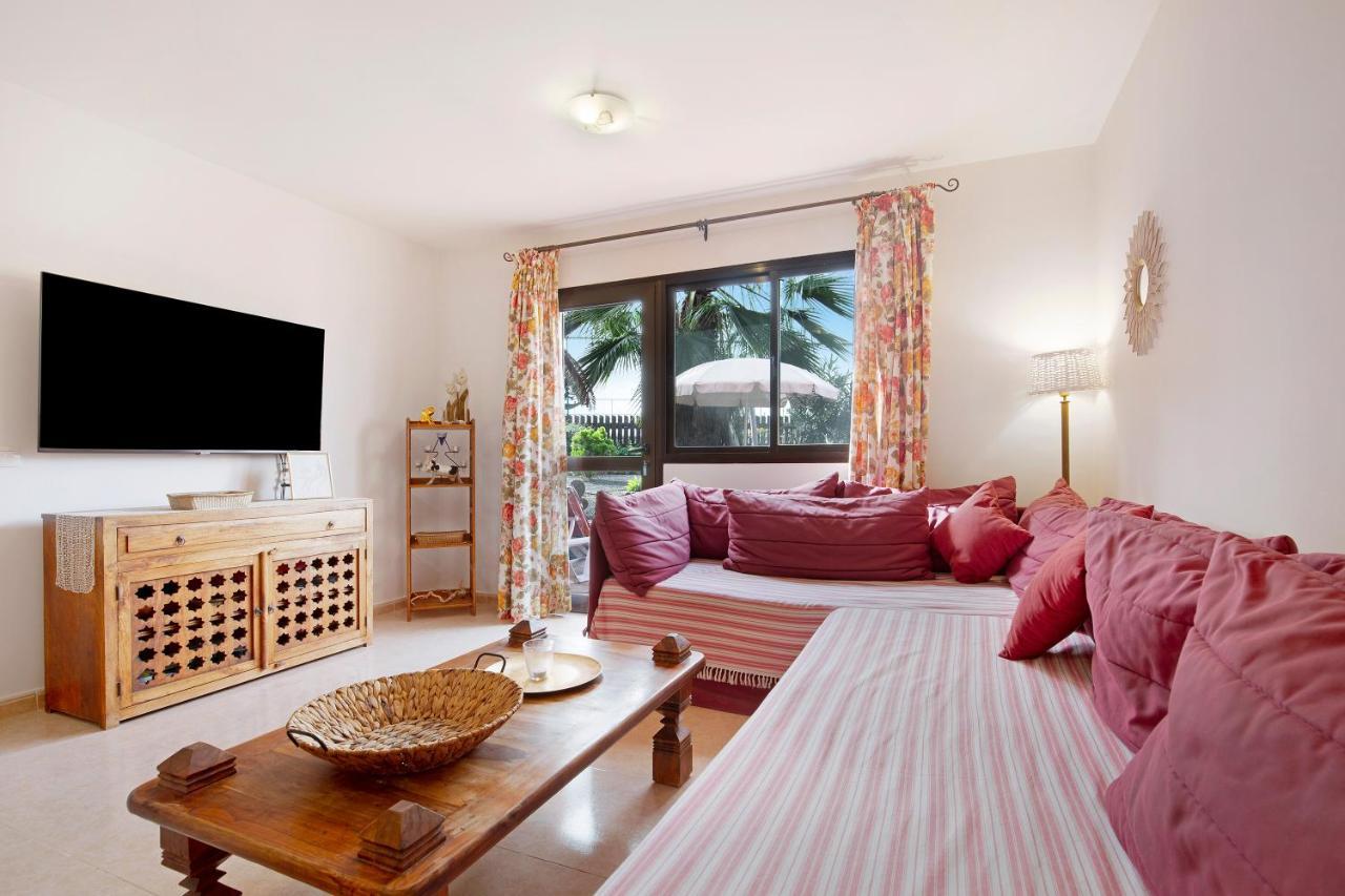Вилла Oasis Tamarindo Sport E Relax Коральео Экстерьер фото