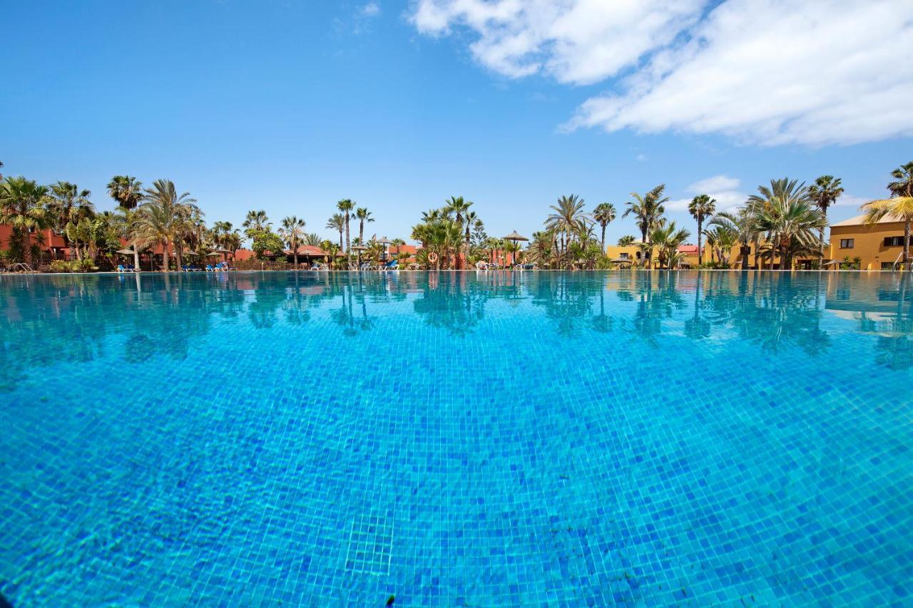 Вилла Oasis Tamarindo Sport E Relax Коральео Экстерьер фото